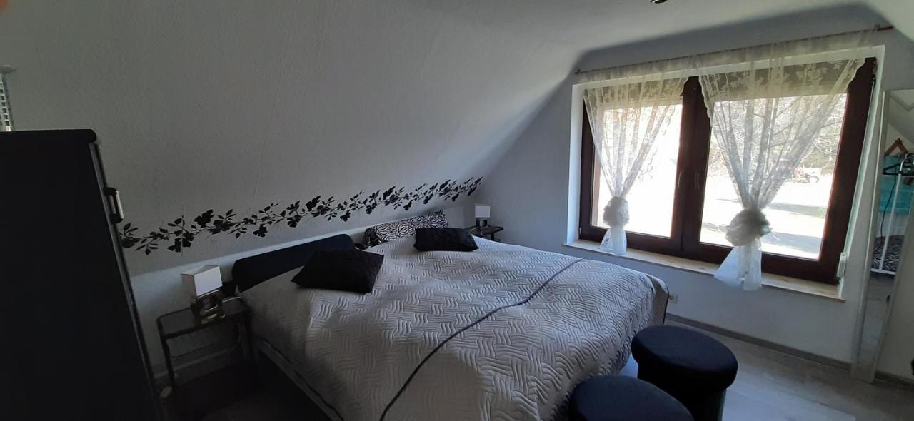Ferienwohnung Rosi Stoppa 부르크 외부 사진